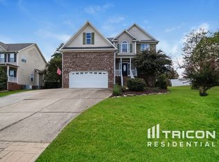 456 Majestic Oak Dr, Garner, NC 27529