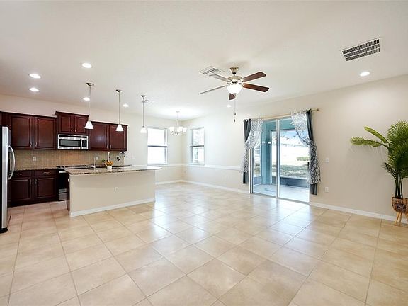 3rd image of 11129 Kiskadee Cir