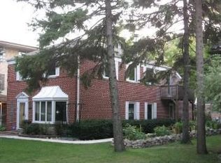 4150 N Kedvale Ave, Chicago, IL 60641