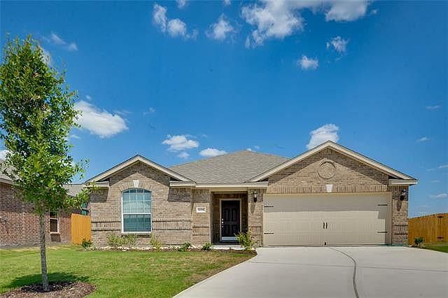 Beautiful 3 Bedroom and 2 Bath House for rent