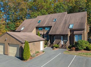 31 Spring Cove Rd #31, Nashua, NH 03062