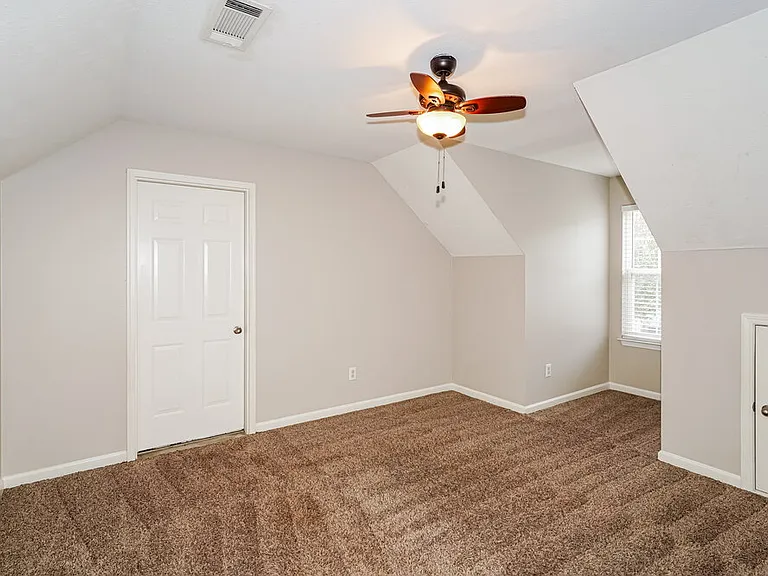 725 Holland Ridge Dr — Photo 12