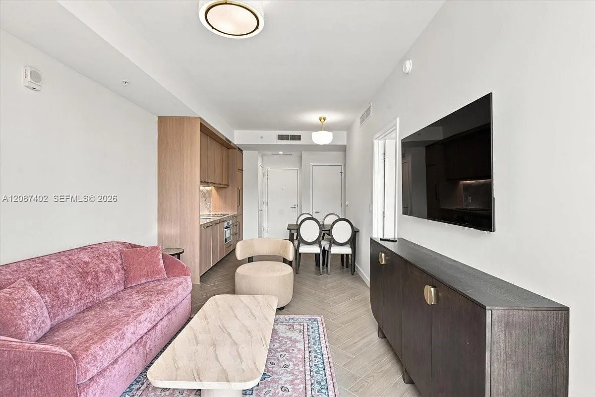 Nomad Residences Wynwood — Photo 1