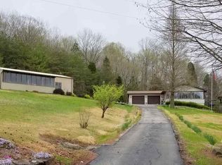 7379 Trolly Rd, Cannelton, IN 47520