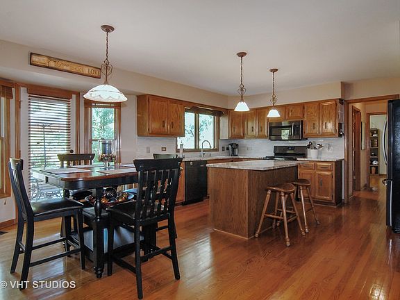 5th image of 2552 Whiteway Ct