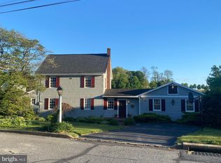510 Westview Dr, Akron, PA 17501