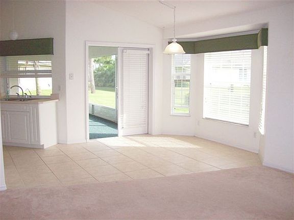 Breakfast nook