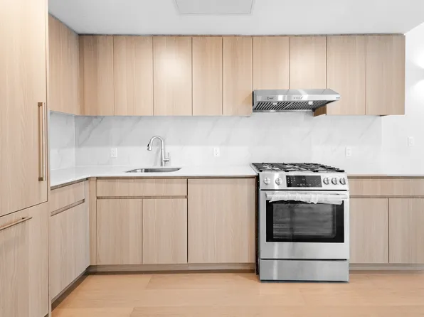 33-71 Prince Street image 4 of 11