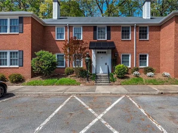 342 Hanover Arms Ct, Winston Salem, NC 27104