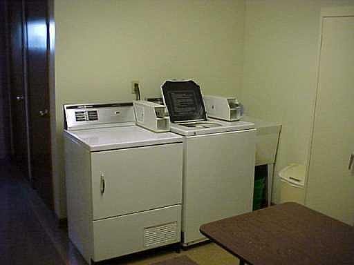 2nd image of 2718 Oppenheim Ct APT 2