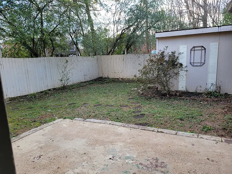 3503 Crestmore Cir NW — Photo 25