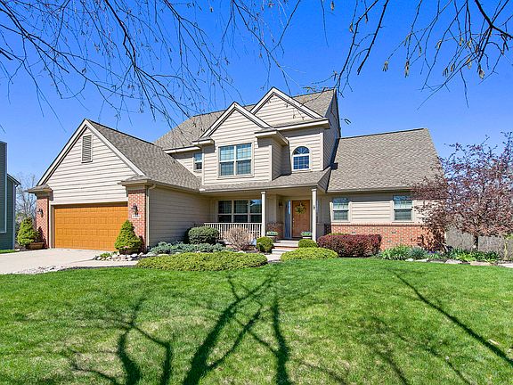 3rd image of 2596 Northridge Ct