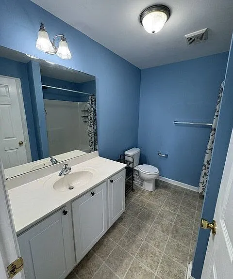 2205 Locksley Woods Dr #F — Photo 10