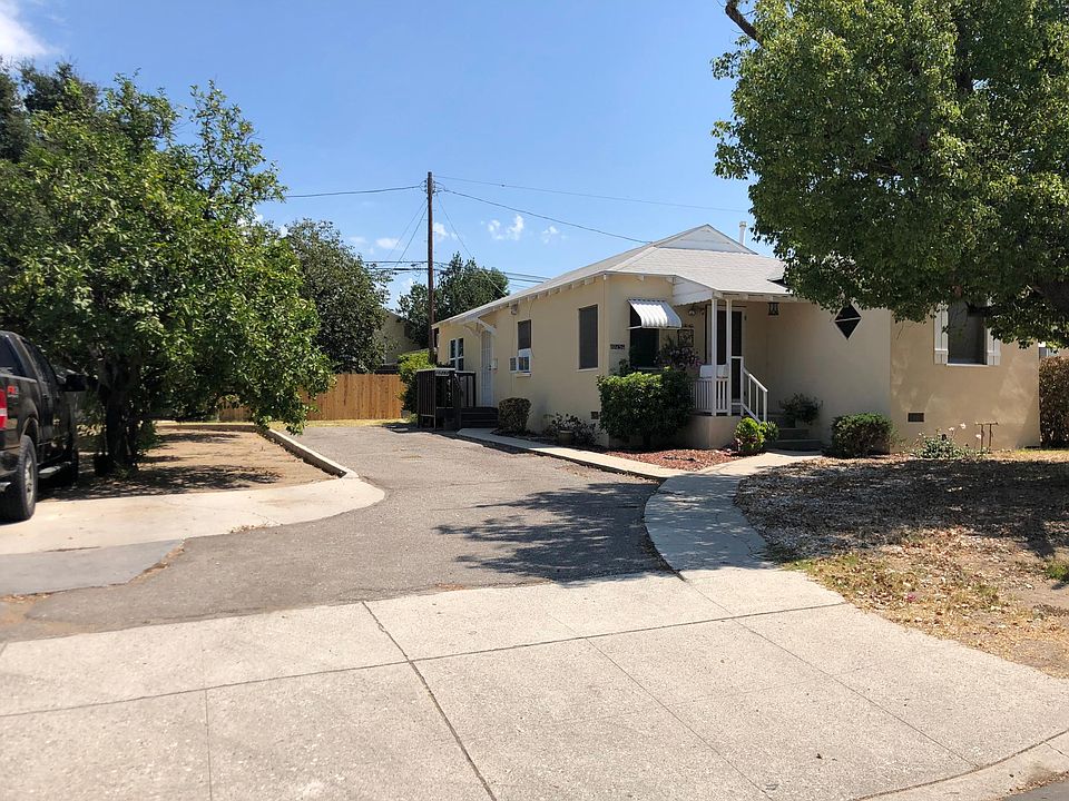 1st image of 10252 Scoville Ave
