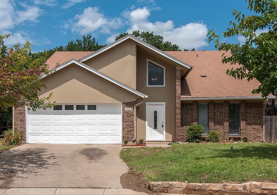 1st image of 1004 Forest Trail Ct