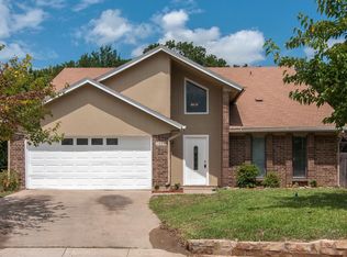 1004 Forest Trail Ct, Euless, TX 76039