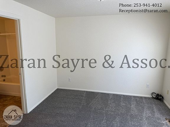 5th image of 709 9th St SE