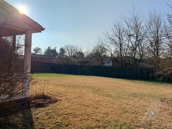 5th image of 8137 Lancewood Ct
