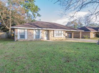 111 Valencia Dr, Lafayette, LA 70506