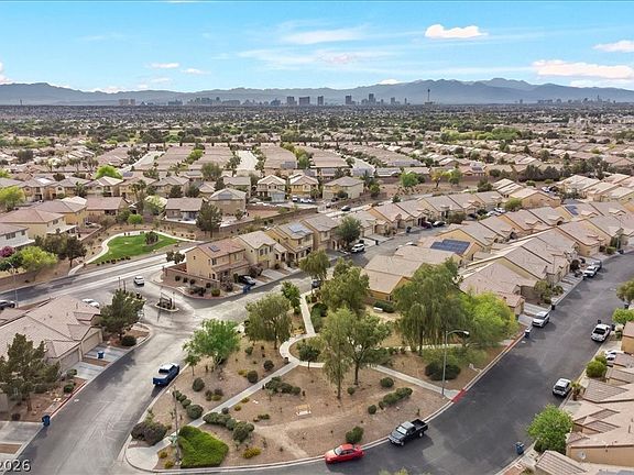 3rd image of 3332 Sheep Canyon St