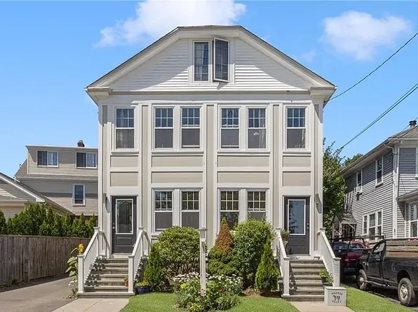 104 Bliss Rd #1, Newport, RI 02840