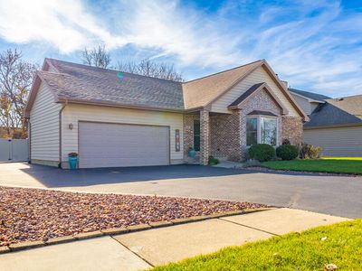 257 Pineview Ln, Valparaiso, IN, 46383