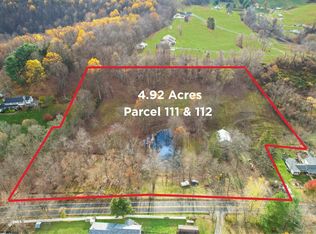 212 Halleck Rd, Fairmont, WV 26554