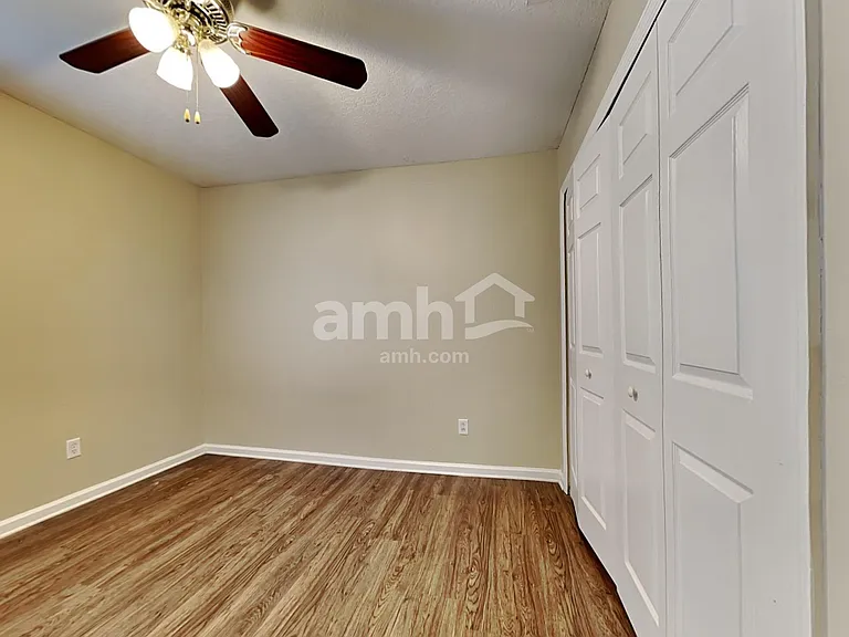 1438 Blues Creek Dr — Photo 17