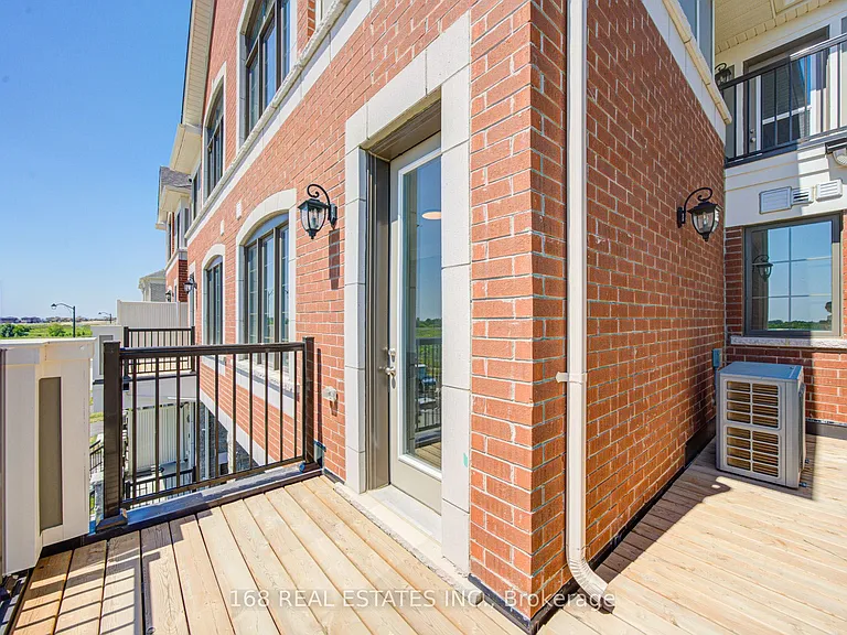 44 Azure Dr — Photo 30