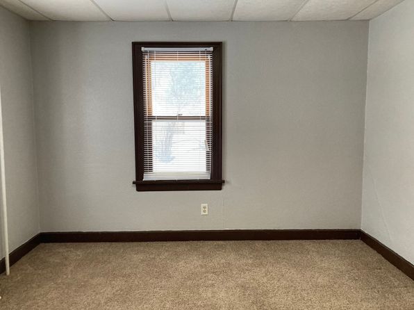 264 College St SE APT 3