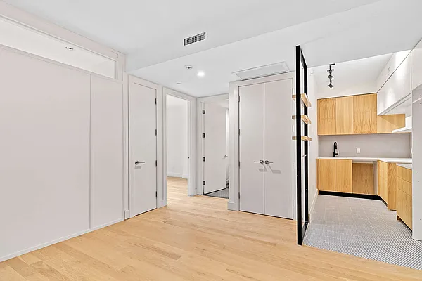 Rented by Rennit Inc. | media 2