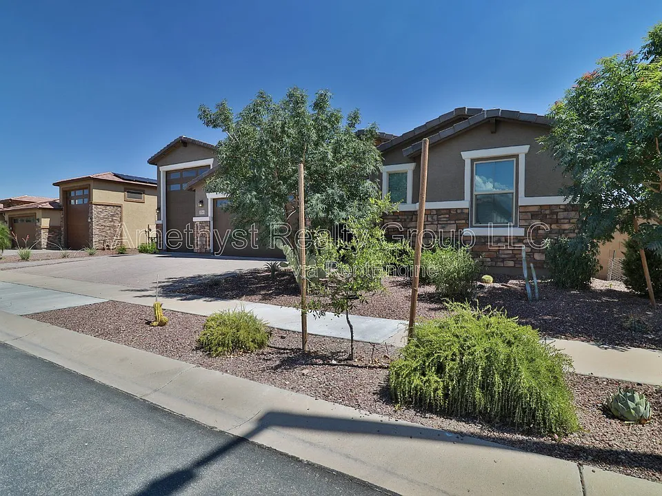 17343 W Oberlin Way
