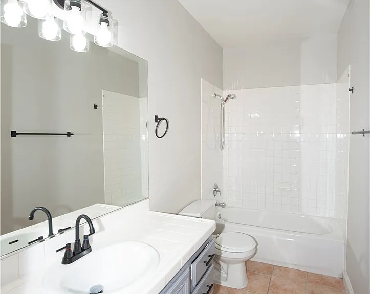 921 English Heather Dr — Photo 19