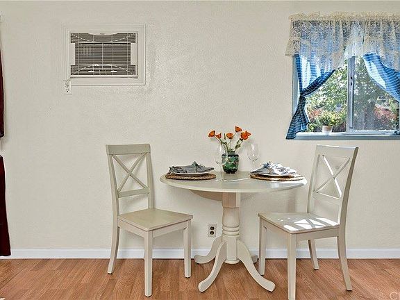 5th image of 12937 4th St
