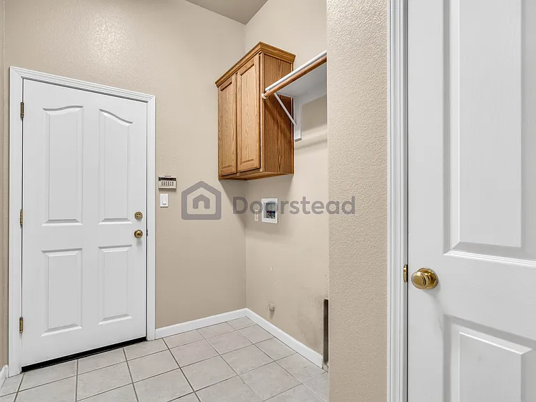 9713 Toscano Dr — Photo 29