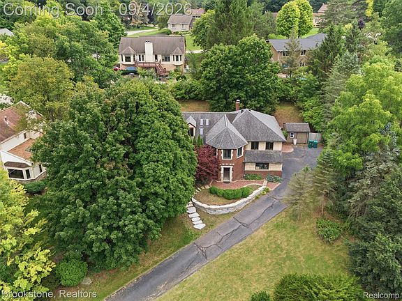 4th image of 3351 Proctor Ln