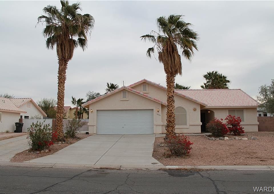 1st image of 4032 S Jenny Dr