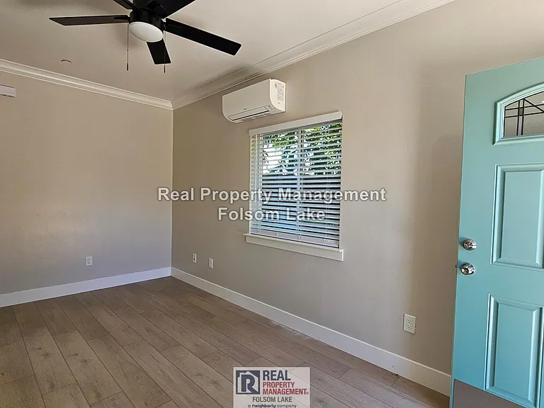 5431-1 Bradford Dr — Photo 6