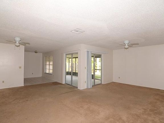 2nd image of 739 Iowa Woods Cir E