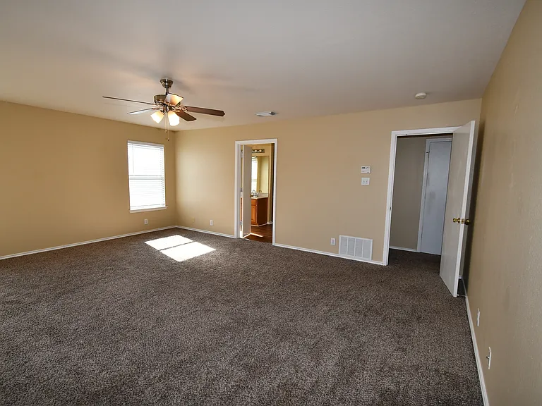 8834 Ridgefront — Photo 13