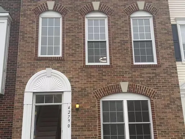 42790 Nations St, Chantilly, VA 20152