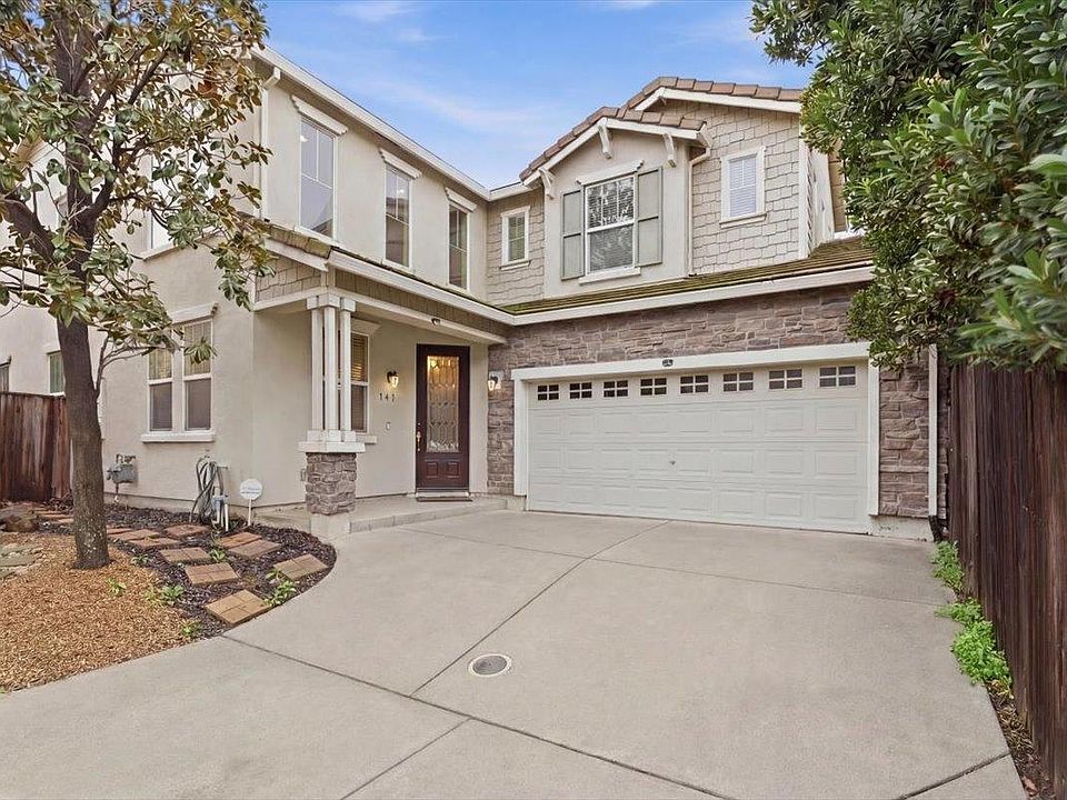 1st image of 141 Caravaggio Cir