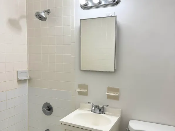 214 East 90th Street image 4 of 4