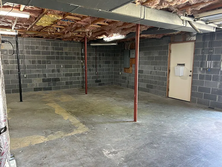 304 Old Stage Rd — Photo 17