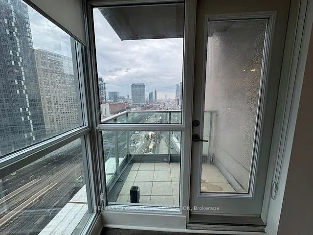 18 Yonge St #1805 — Photo 8