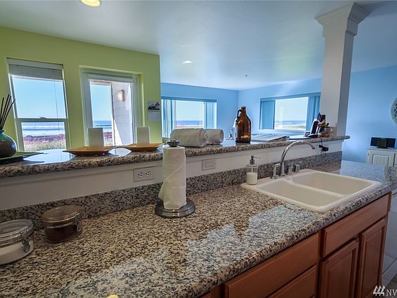 3rd image of 1600 Ocean Ave #813