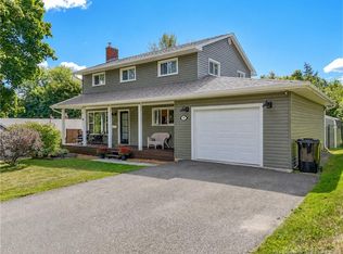 50 Canterbury Dr, Fredericton, NB E3B 4L6