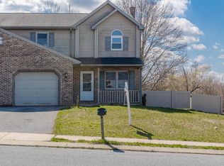 51 Red Stone Cir, Reinholds, PA