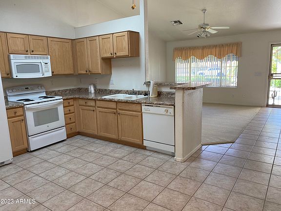 2nd image of 10636 W ROSS Avenue