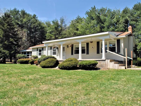 189 Grapevine Ln, Copper Hill, VA 24079